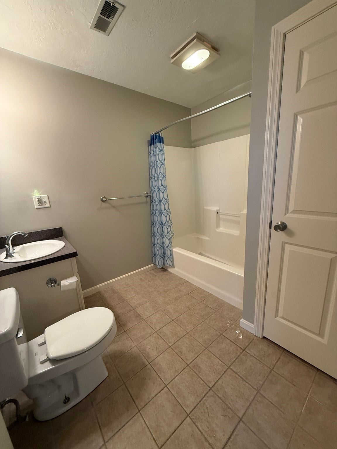 166 Village St #202, Medway, MA Photo #16