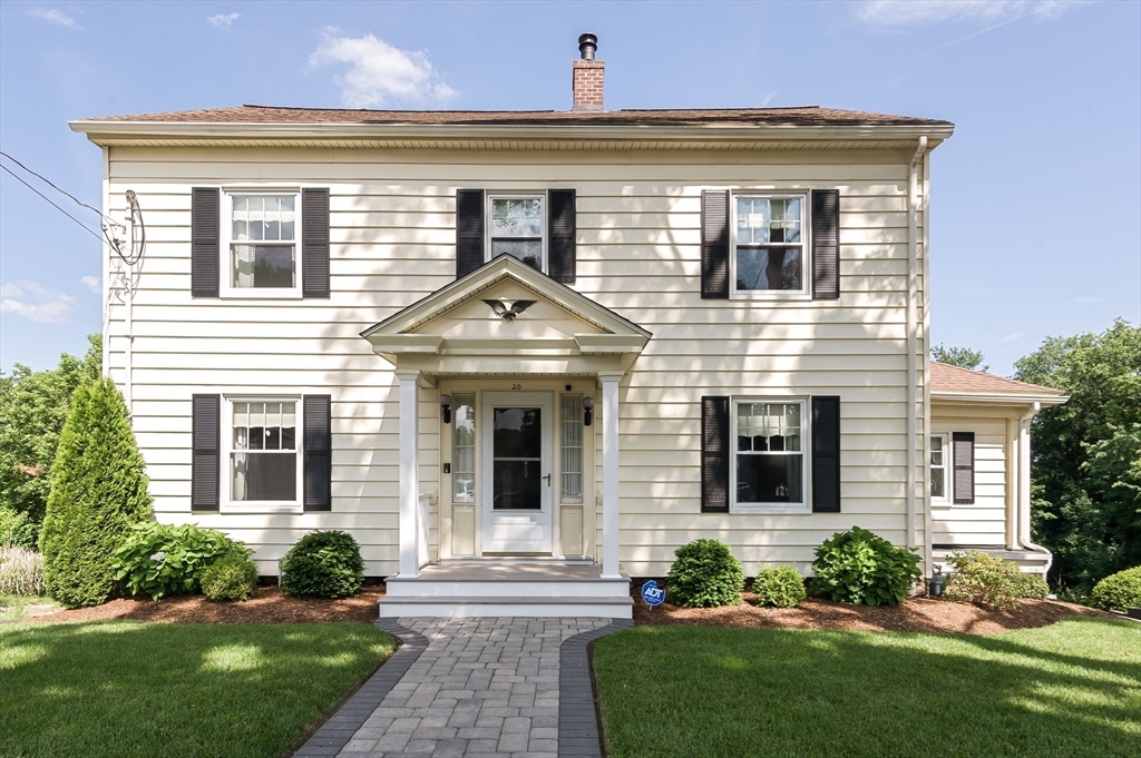 20 Blaine Ave