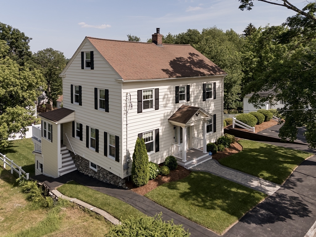 20 Blaine Ave