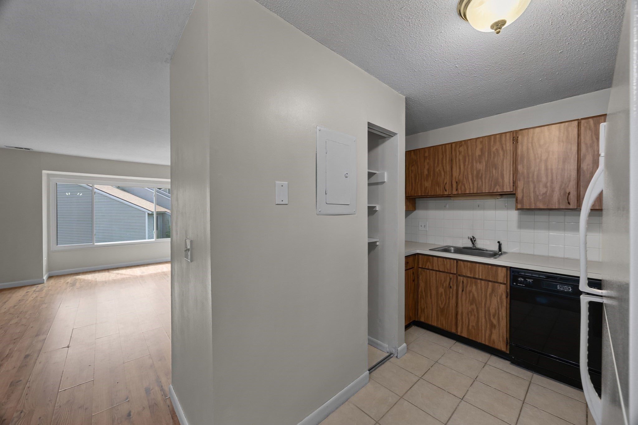 9 Thayer Pond Dr #8, Oxford, MA, 9 Thayer Pond Dr #8, Oxford, MA Photo #16