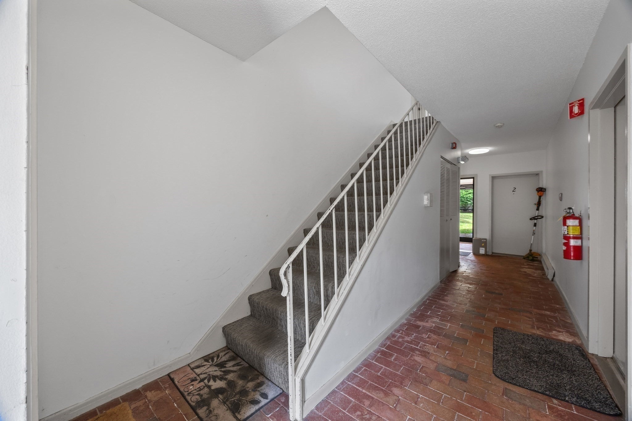 9 Thayer Pond Dr #8, Oxford, MA, 9 Thayer Pond Dr #8, Oxford, MA Photo #10