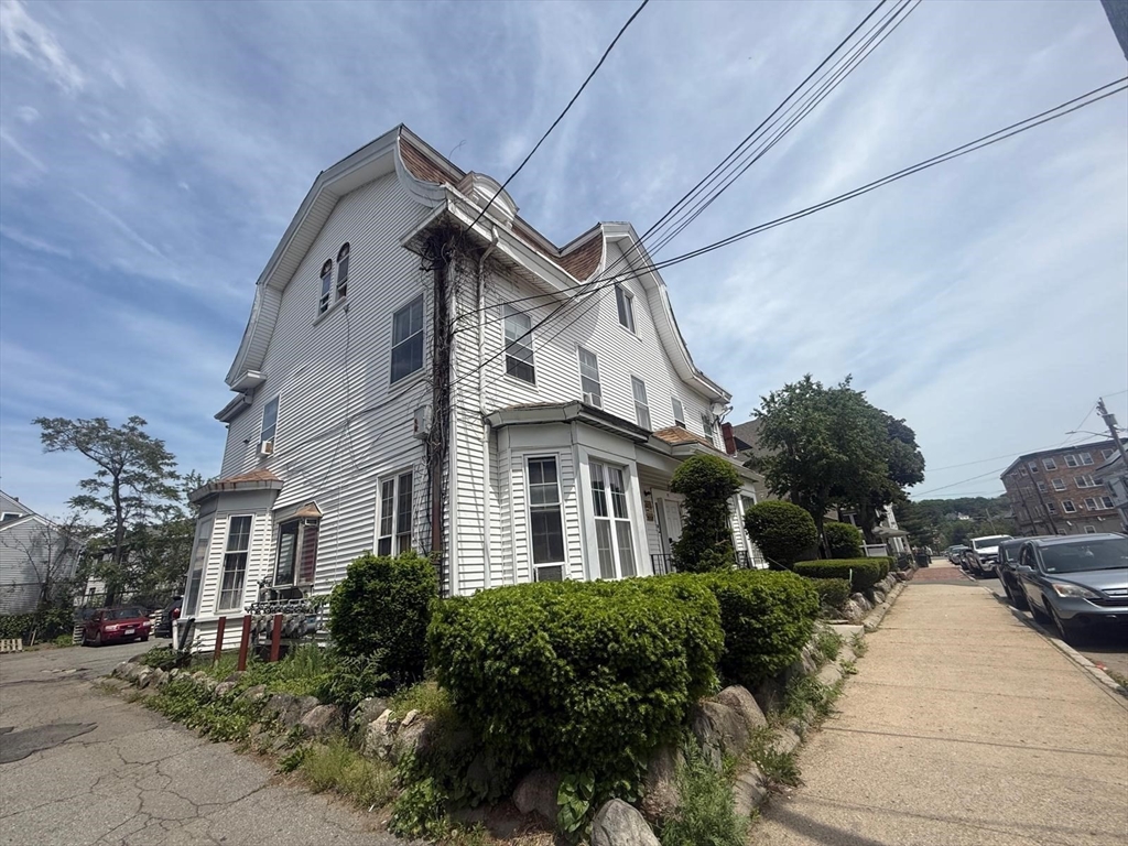 91 Summer St 3