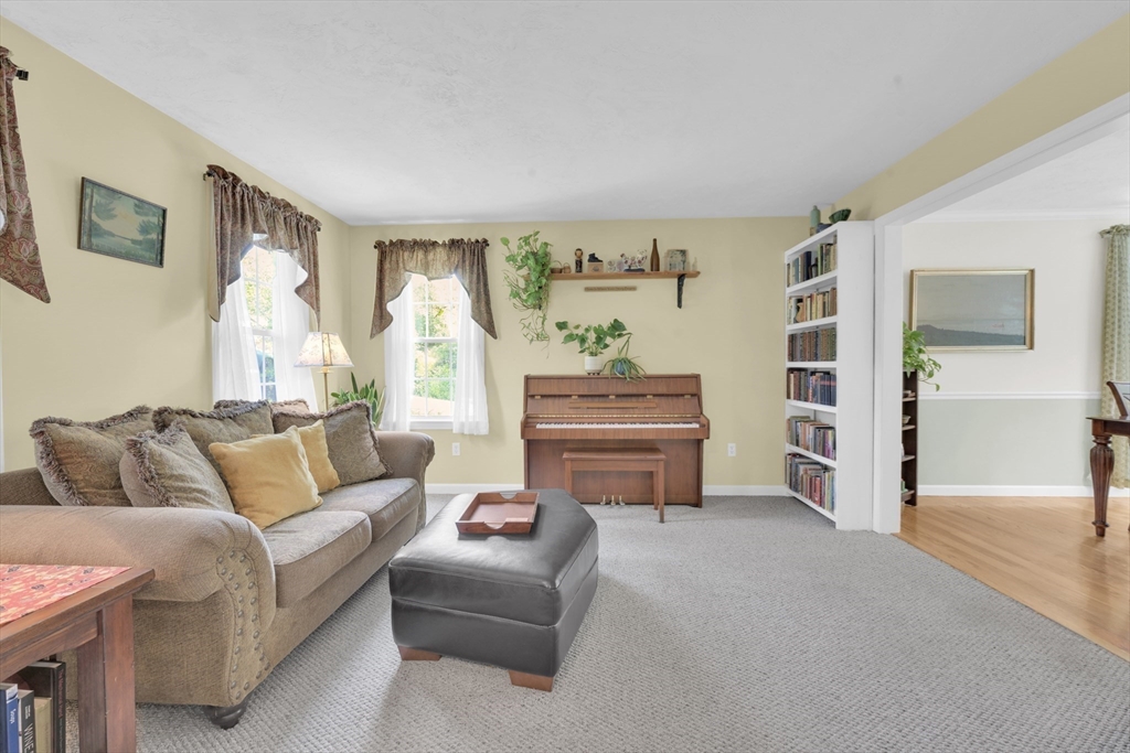 42 Mcgregory Rd