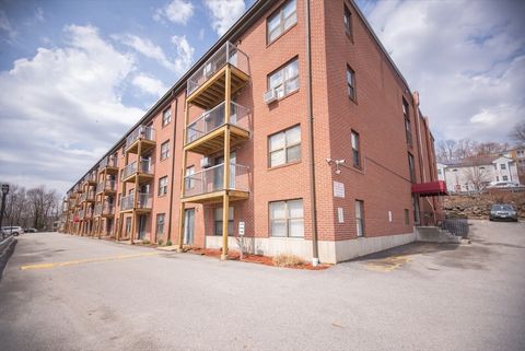 10 Wrentham Rd 212 Worcester MA 01602