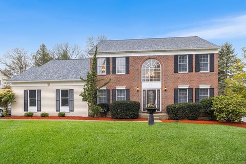 37 Hawthorne Rd Shrewsbury MA 01545