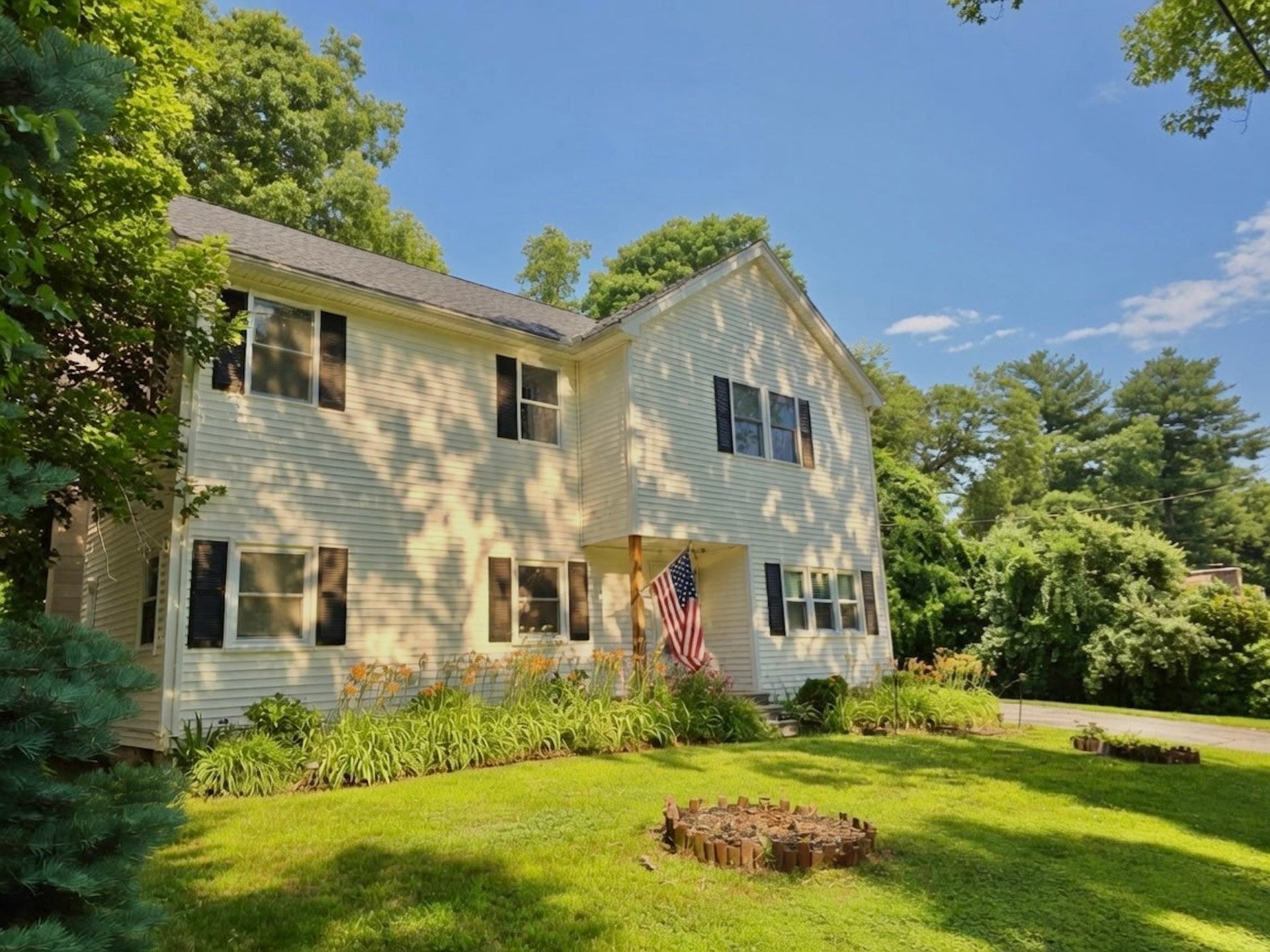 9 Maid Marion St