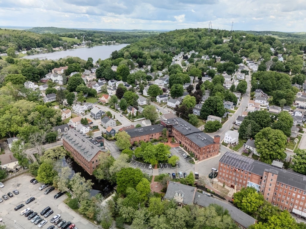 25 Pond St 203