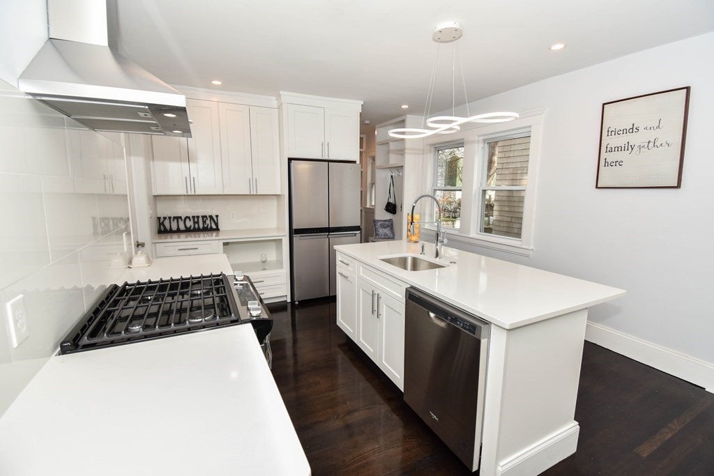 15 Howard St #A, Arlington, MA, 15 Howard St #A, Arlington, MA Photo #5