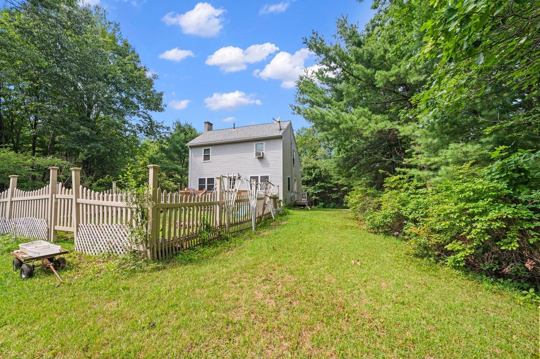 90 West St, Wendell, MA, 90 West St, Wendell, MA Photo #28