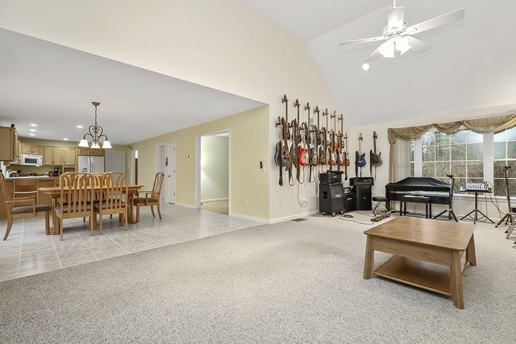 326 Mill St