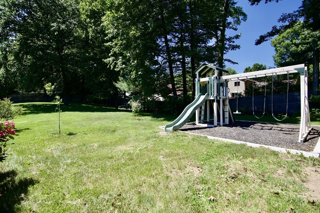 83 Pineridge Dr