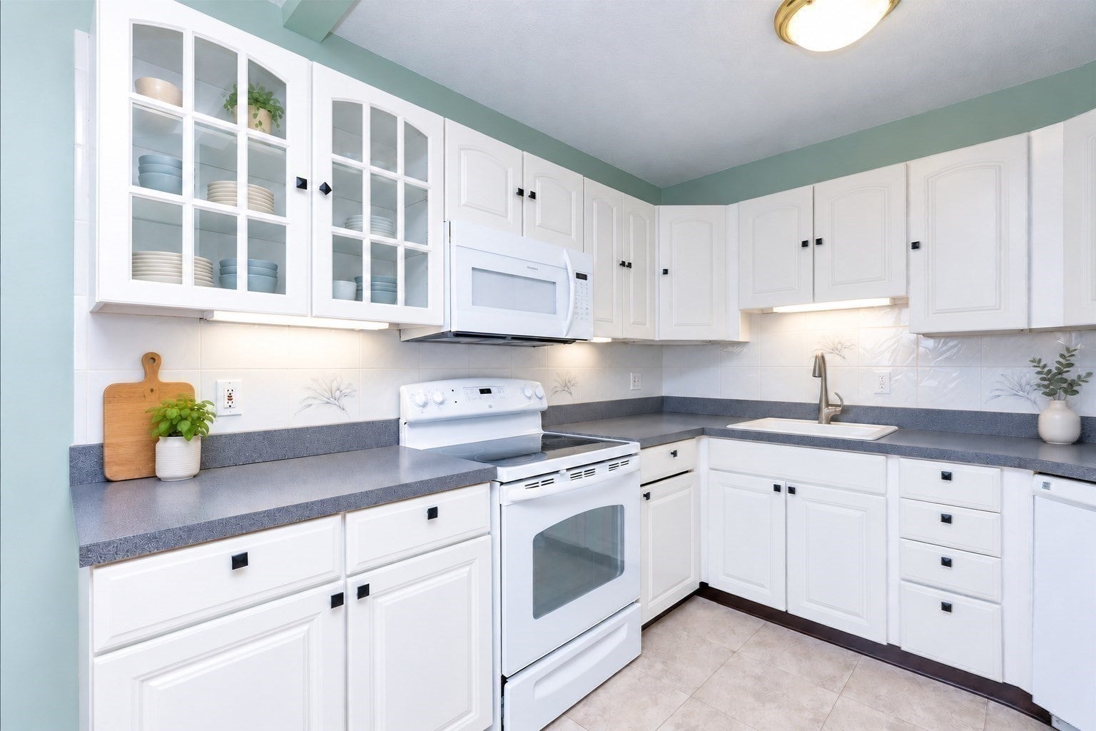 300 Lynn Shore Drive #811, Lynn, MA, 300 Lynn Shore Drive #811, Lynn, MA Photo #6