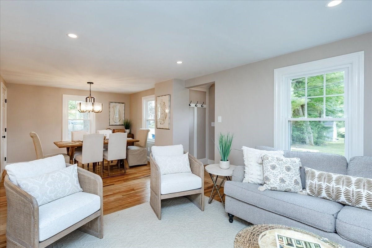 39 Birch St, Tewksbury, MA Photo #6