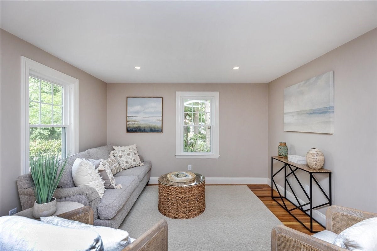 39 Birch St, Tewksbury, MA Photo #4
