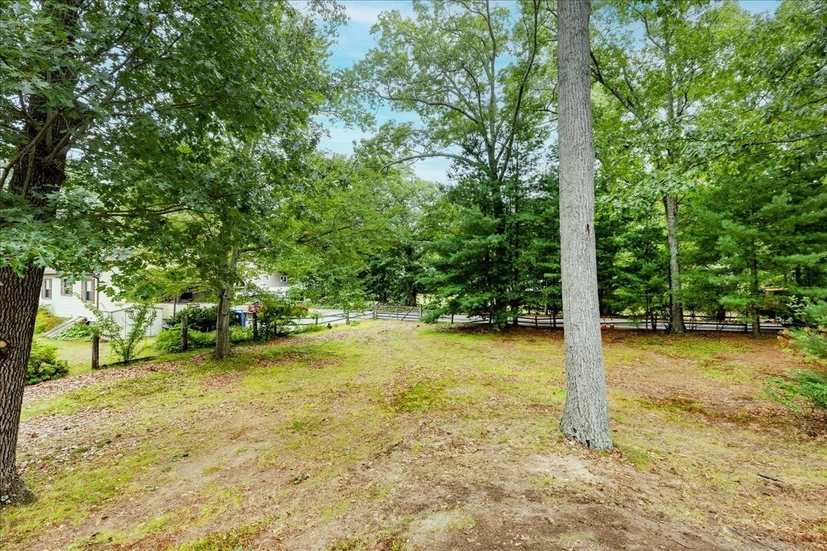 39 Birch St, Tewksbury, MA Photo #41