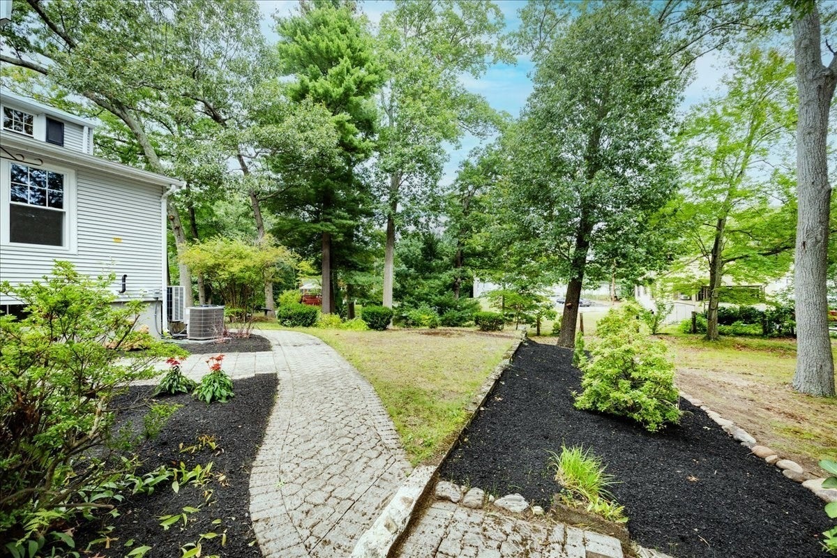 39 Birch St, Tewksbury, MA Photo #35