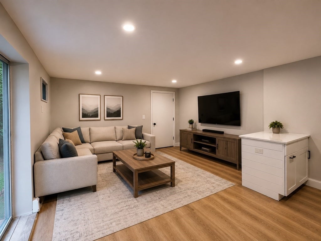 599 Old West Central Street #C4, Franklin, MA, 599 Old West Central Street #C4, Franklin, MA Photo #11
