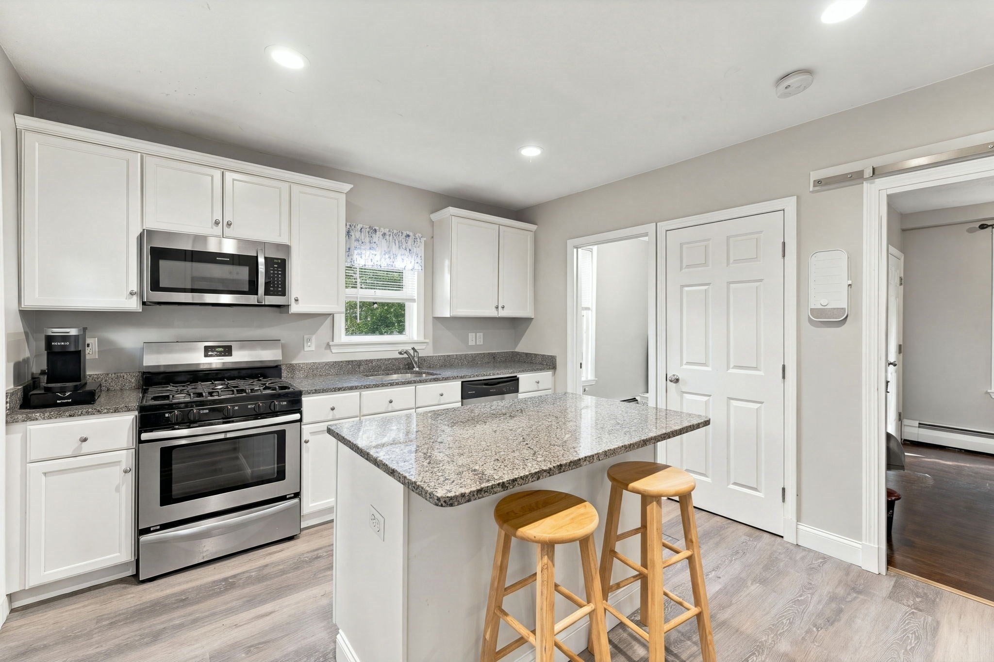 46 Herman St, Fall River, MA, 46 Herman St, Fall River, MA Photo #11