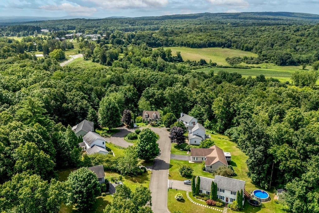 8 Cobb Ln, Belchertown, MA, 8 Cobb Ln, Belchertown, MA Photo #6