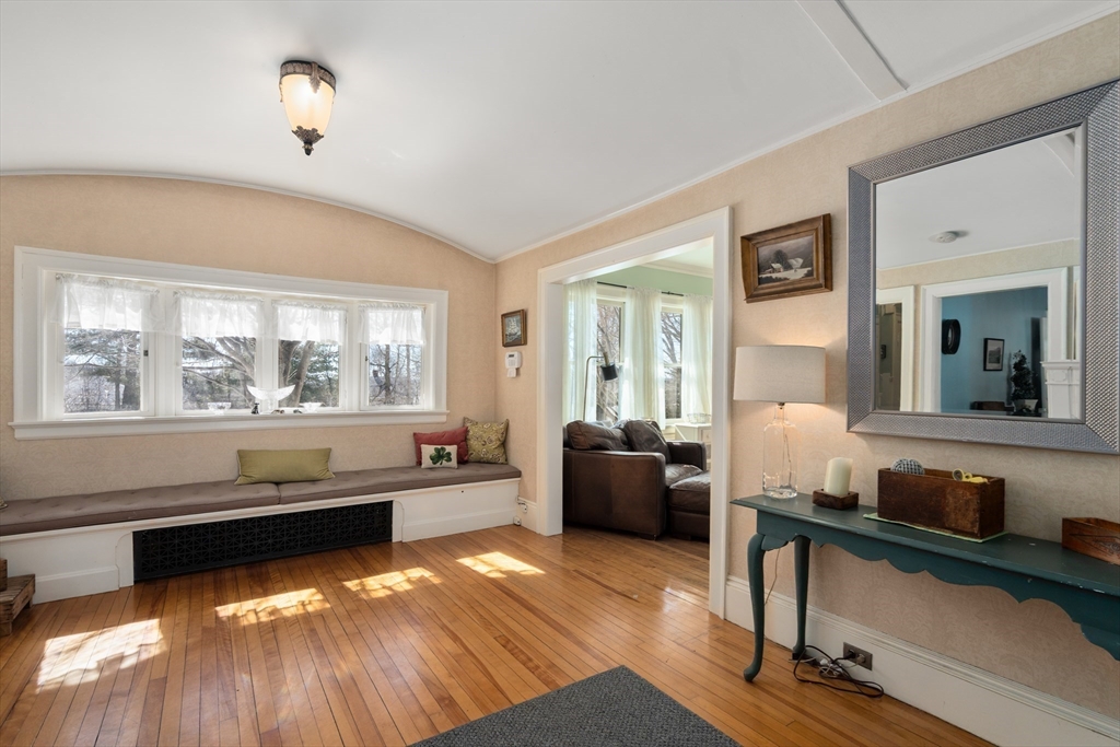 25 Kenwood Ave