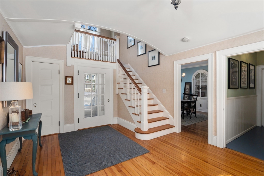 25 Kenwood Ave