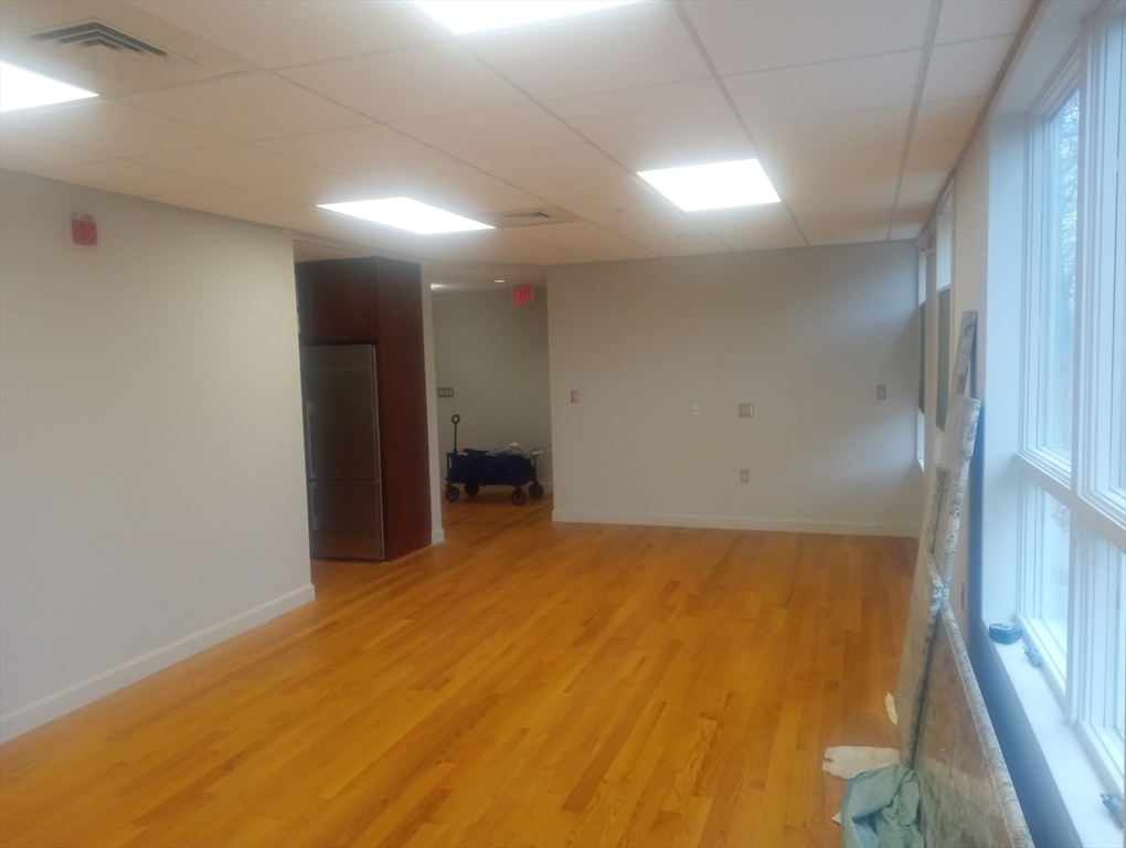 491 Maple St 206