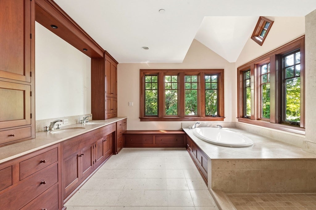 21 Jeffrey Road, Wayland, MA Photo #16