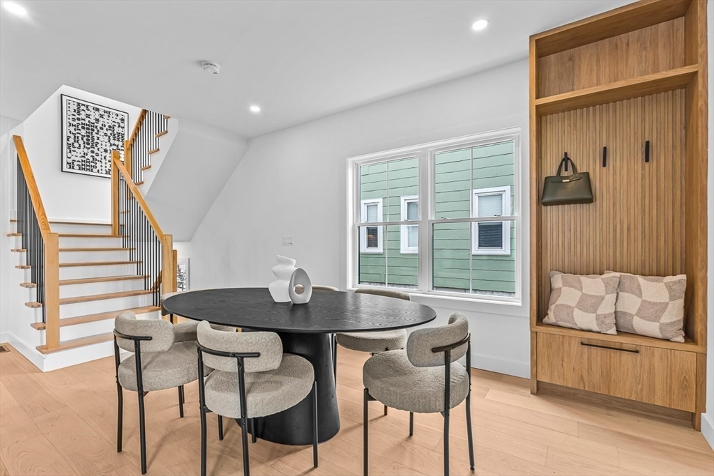 11 Bonner Ave