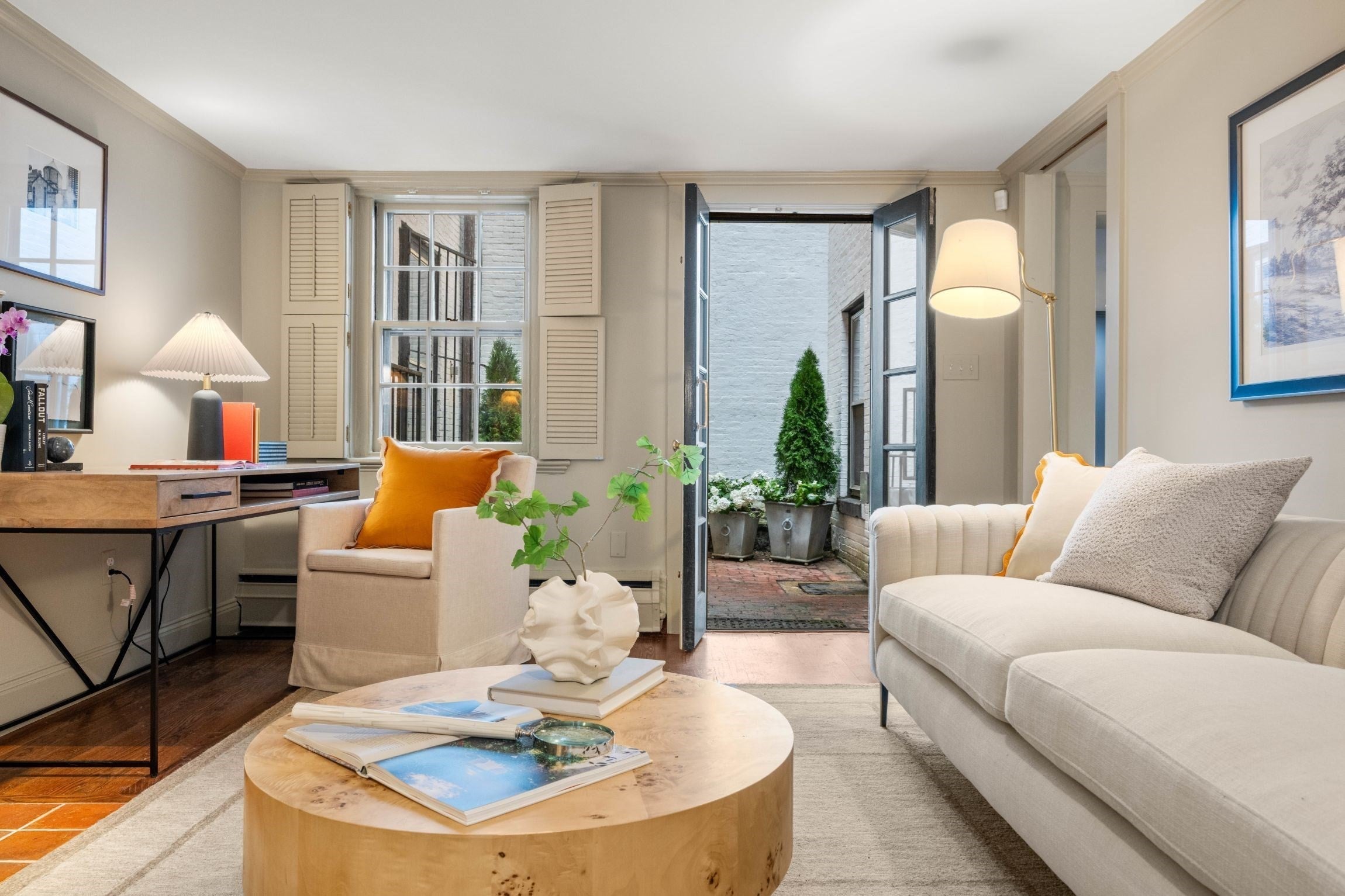 21 Walnut M