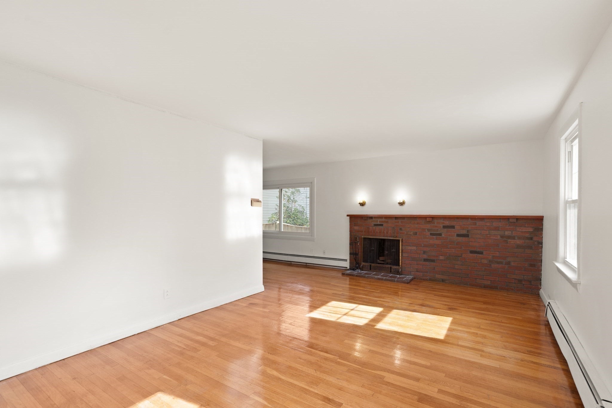 21 Goldsmith Ave, Beverly, MA, 21 Goldsmith Ave, Beverly, MA Photo #2