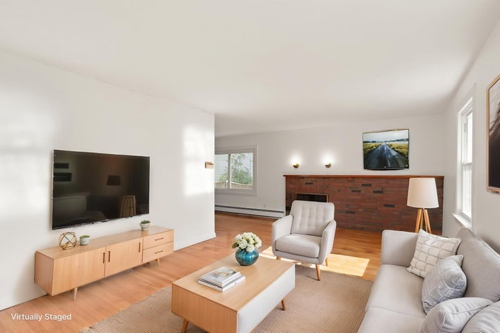 Photo 1 of 37 — 21 Goldsmith Ave, Beverly, MA 01915