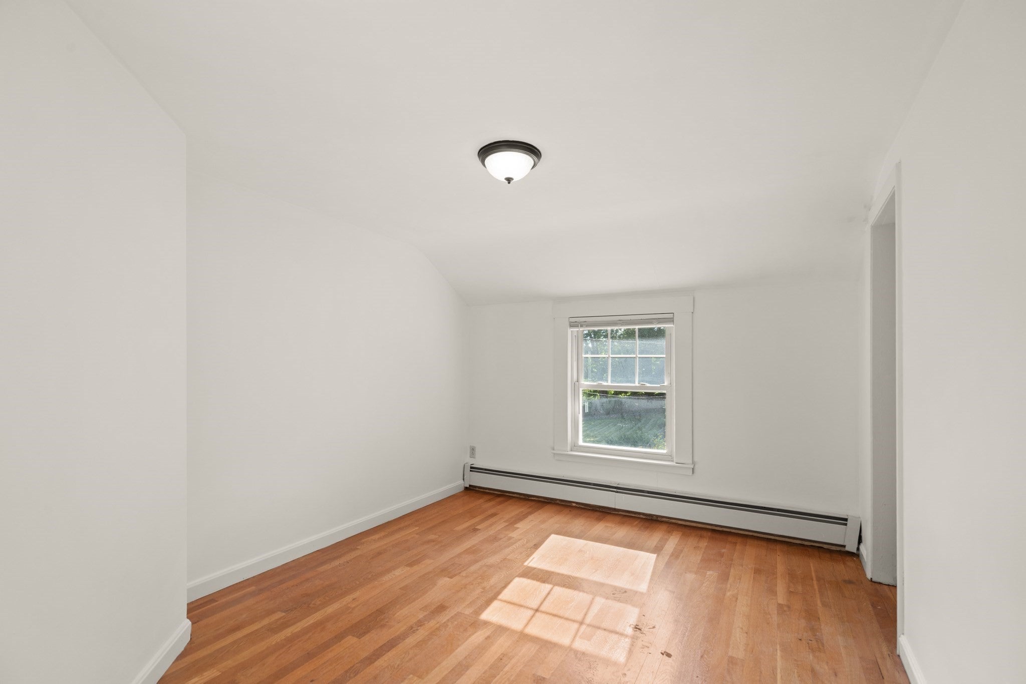 21 Goldsmith Ave, Beverly, MA, 21 Goldsmith Ave, Beverly, MA Photo #23