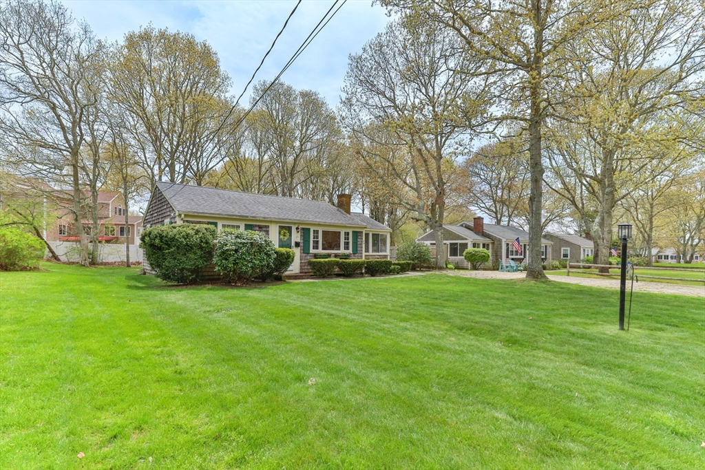 15 Squanto Rd