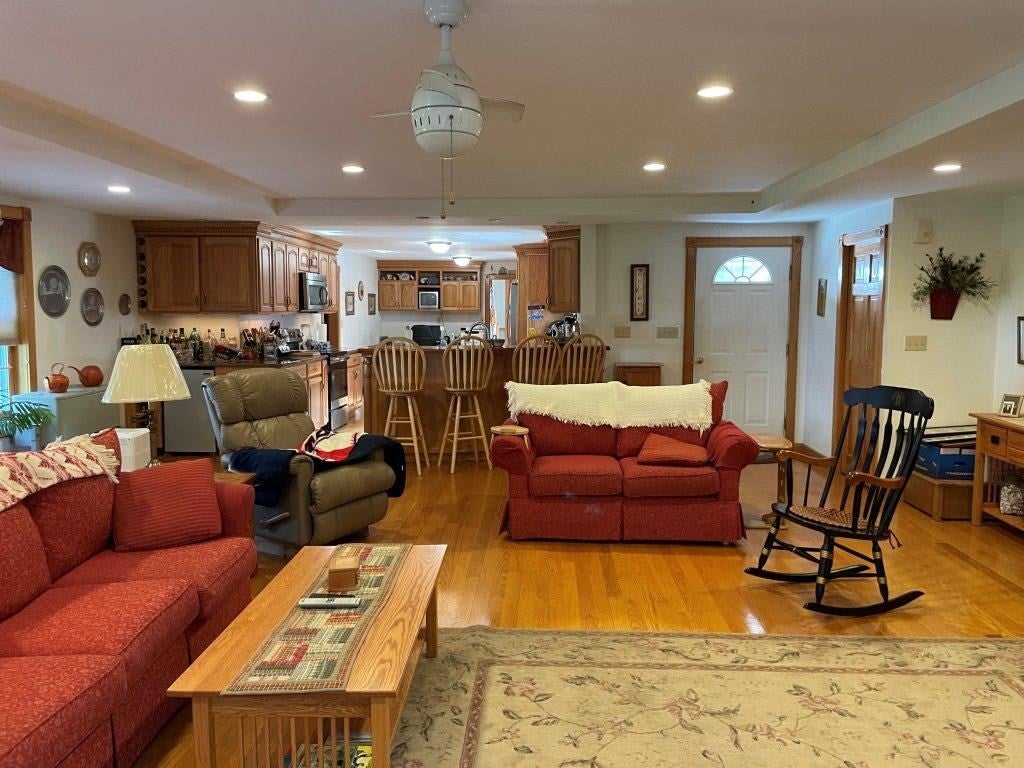 77 Newton ST, Greenfield, MA, 77 Newton ST, Greenfield, MA Photo #7