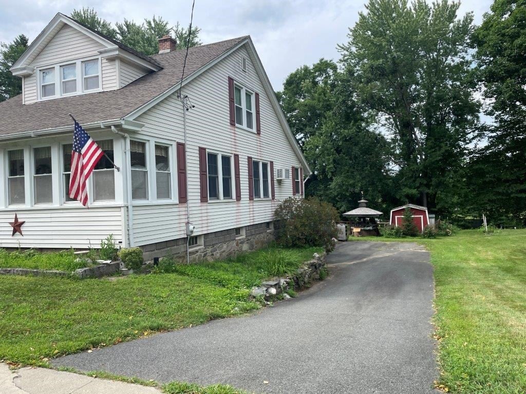 77 Newton ST, Greenfield, MA, 77 Newton ST, Greenfield, MA Photo #2