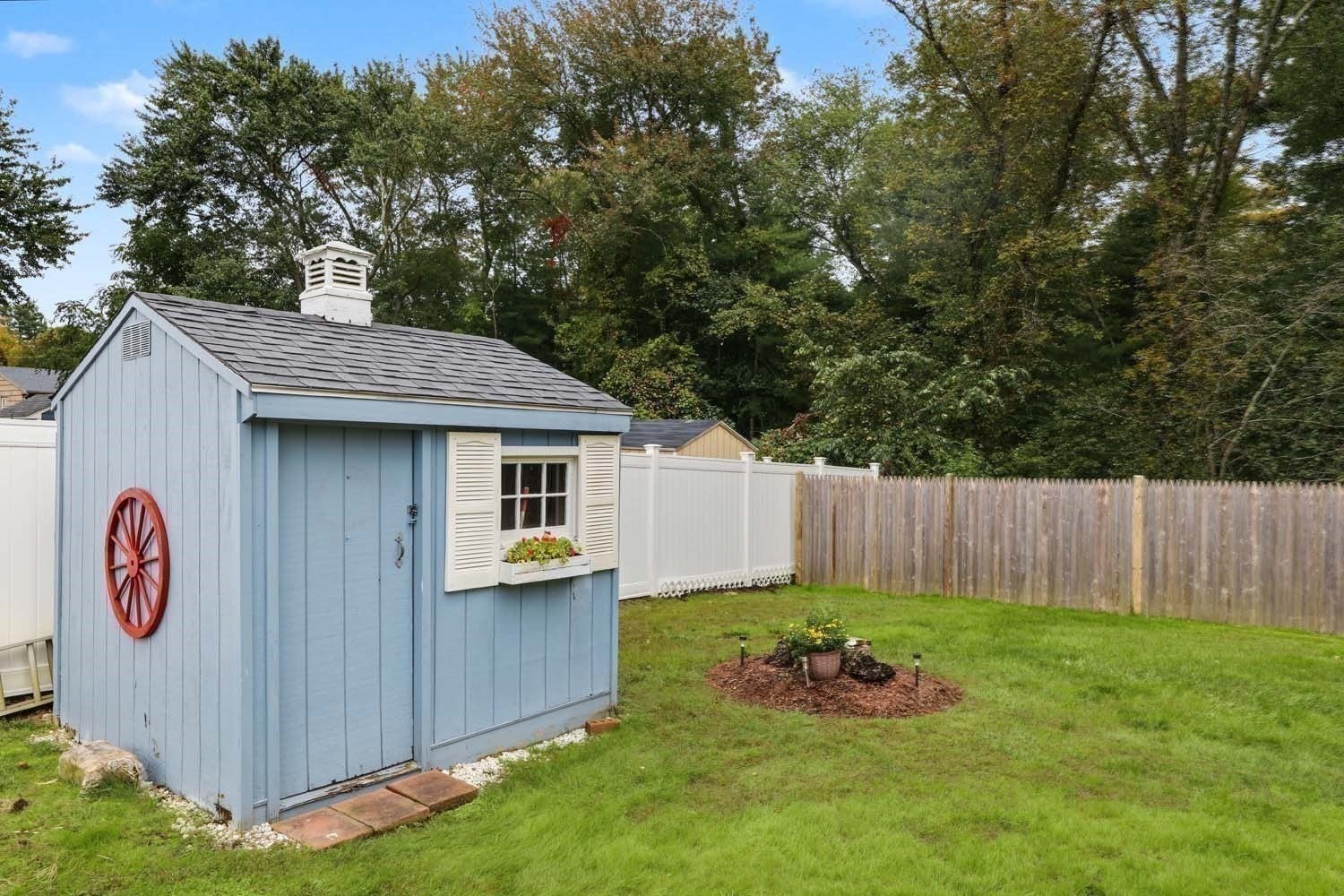 18 Zenas RD, Holbrook, MA, 18 Zenas RD, Holbrook, MA Photo #23