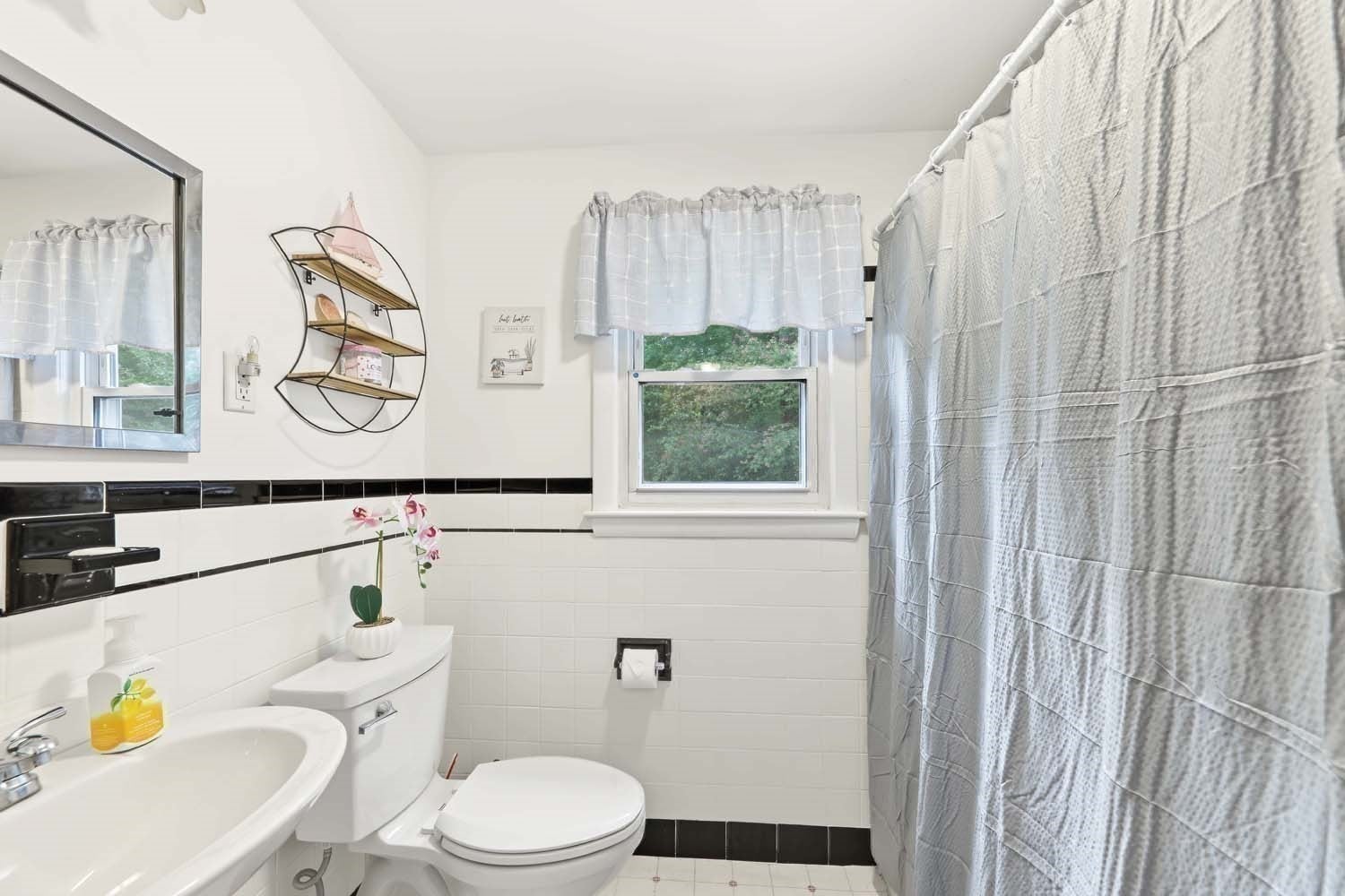 18 Zenas RD, Holbrook, MA, 18 Zenas RD, Holbrook, MA Photo #16