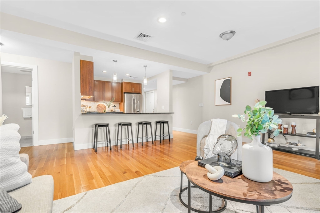 321 Hammond Pond Parkway 103