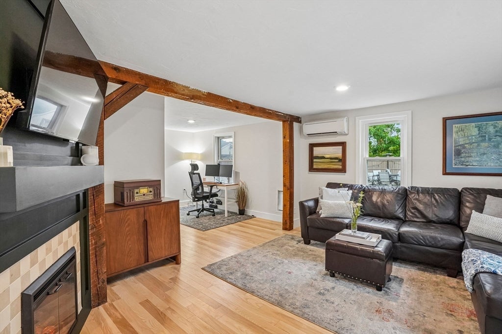 185 West Main St, Millbury, MA Photo #5