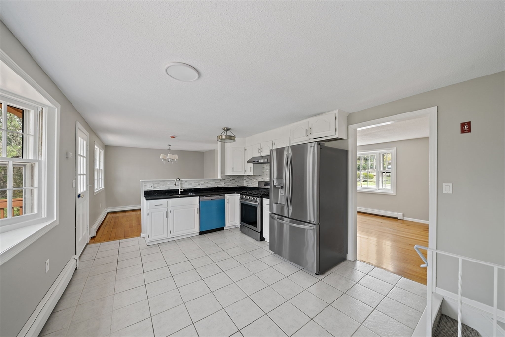 84 Poulos Rd