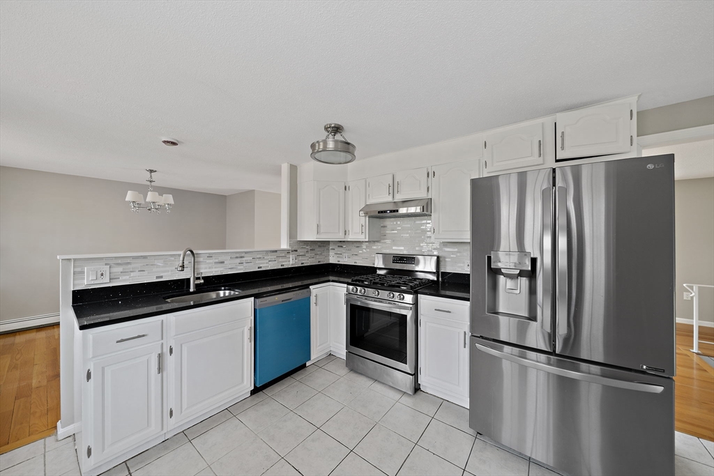 84 Poulos Rd
