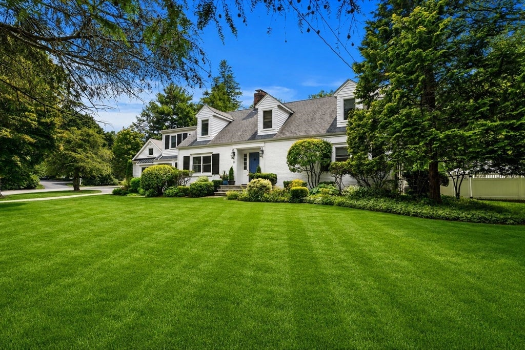 23 Pleasant Valley Rd, Westwood, MA, 23 Pleasant Valley Rd, Westwood, MA Photo #2