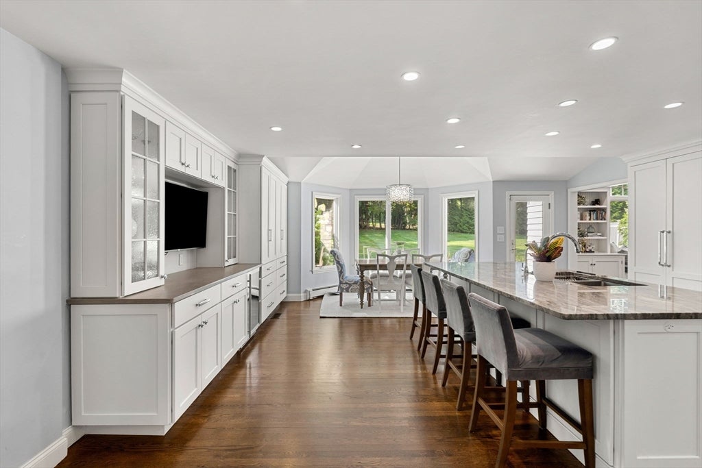 23 Pleasant Valley Rd, Westwood, MA, 23 Pleasant Valley Rd, Westwood, MA Photo #3