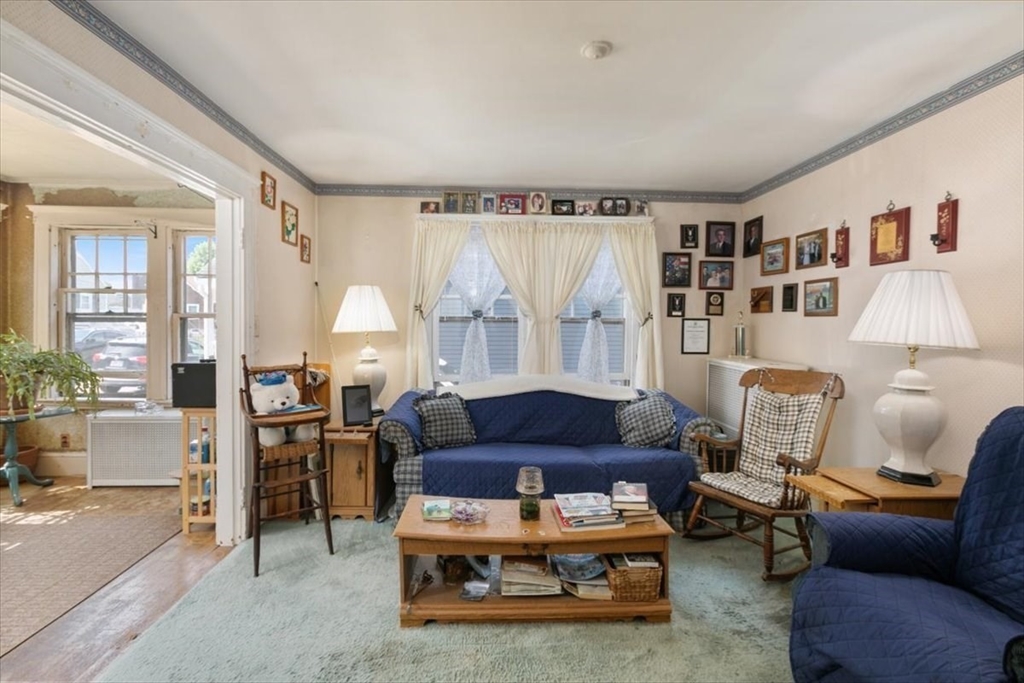 13 Hillcrest