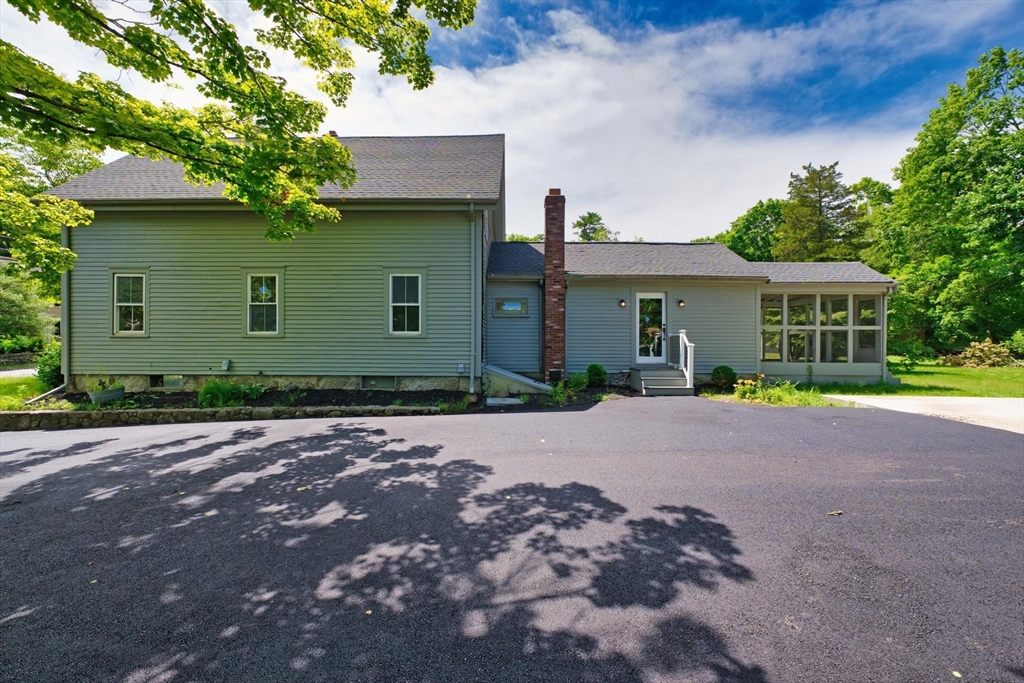 6 Nemasket Street