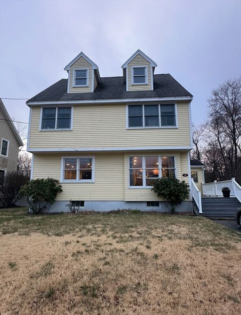 18 Walton Street Wakefield MA 01880