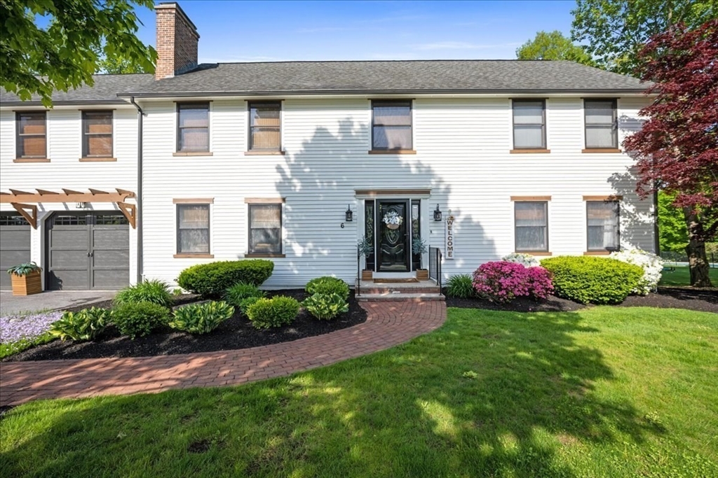 6 Linden Ln