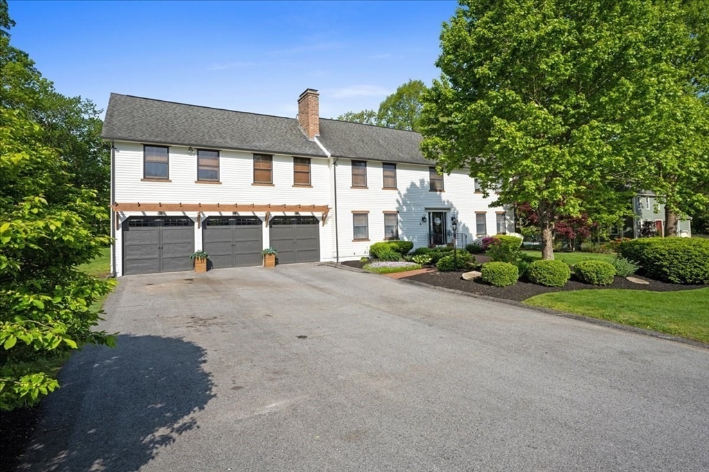 6 Linden Ln