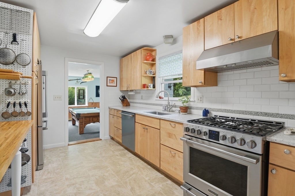 11 Farmington Circle, Marlborough, MA, 11 Farmington Circle, Marlborough, MA Photo #6
