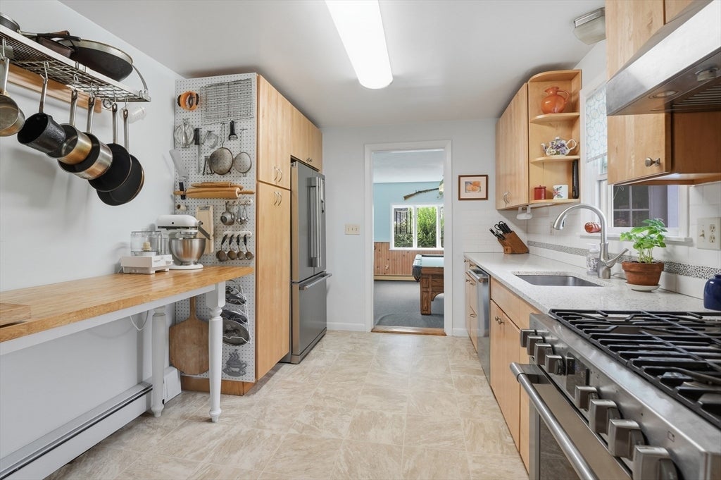 11 Farmington Circle, Marlborough, MA, 11 Farmington Circle, Marlborough, MA Photo #7
